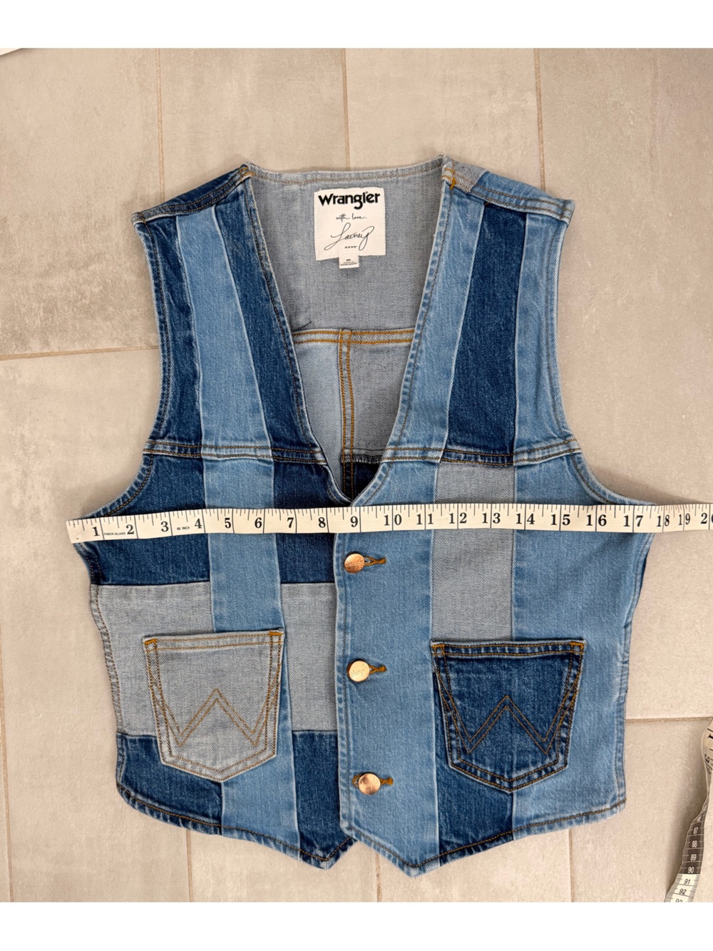 Wrangler x Lainey Wilson Patchwork Denim Vest Blue Size Medium - Picture 10 of 11